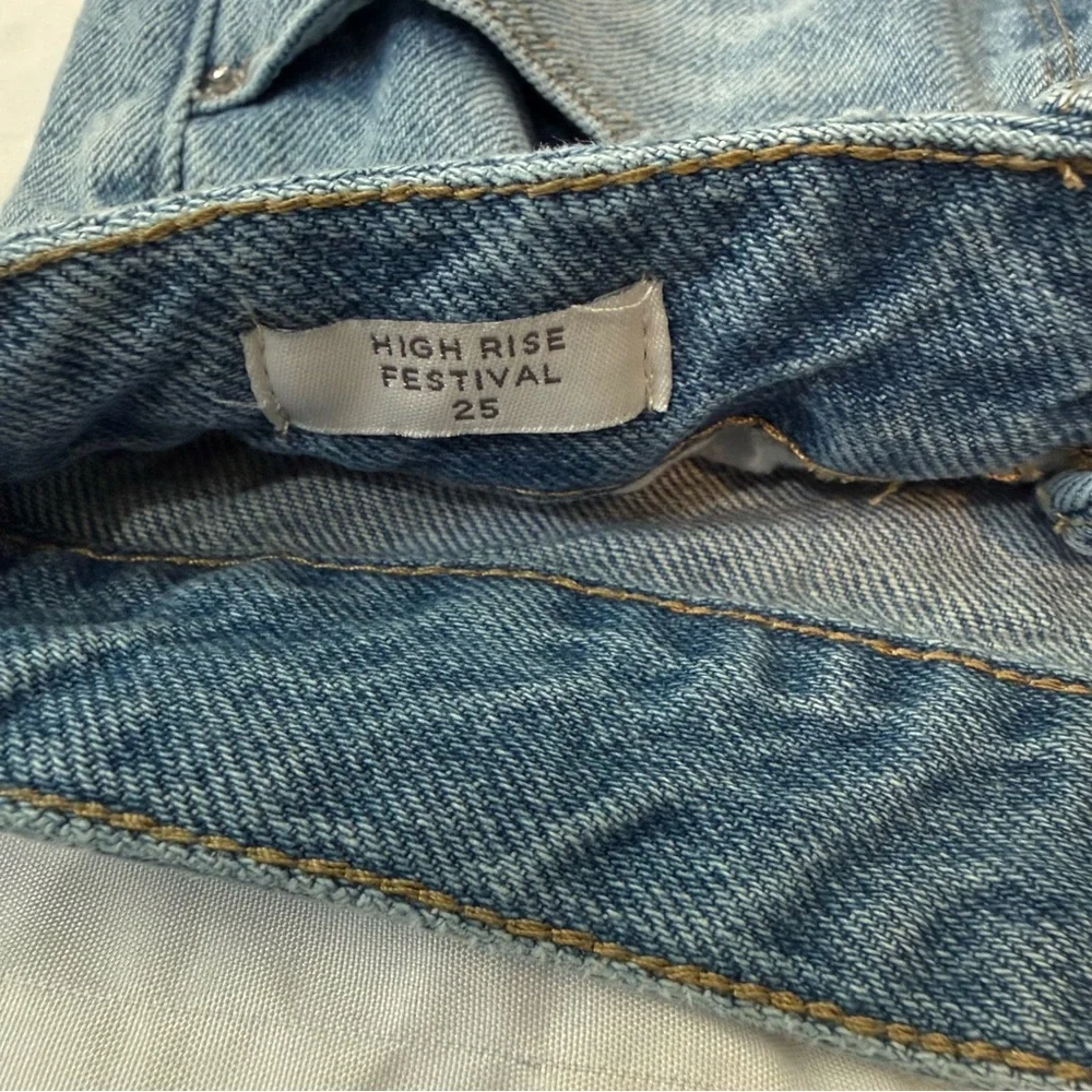 PacSun Denim Shorts with Bow‎ Accents - Picture 3 of 8